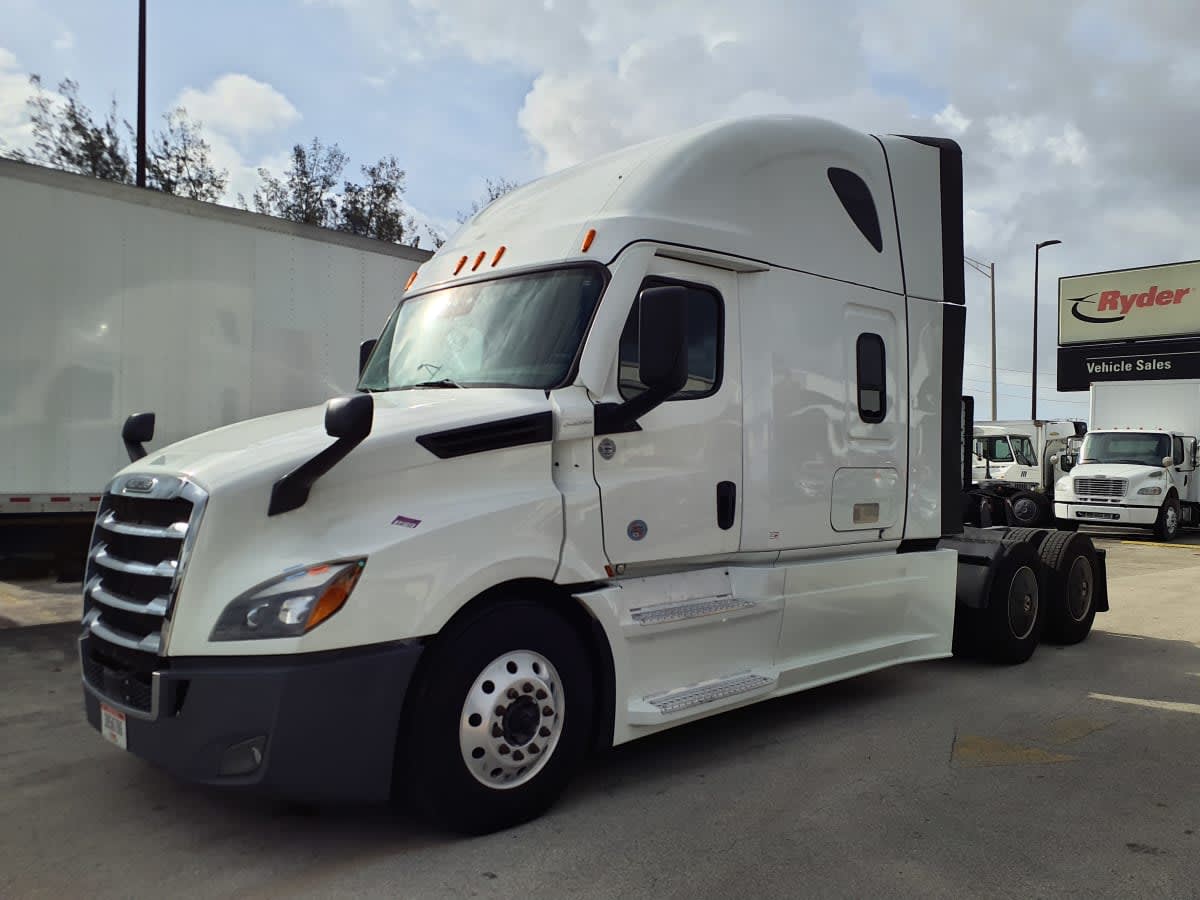 2022 Freightliner Cascadia