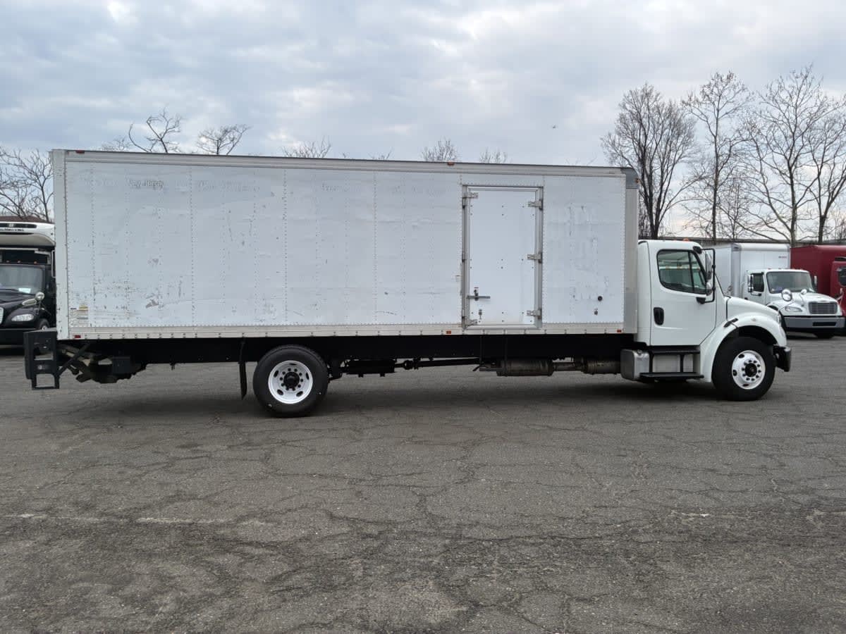 2016 Freightliner M2 106 in Kearny, NJ — photo 11