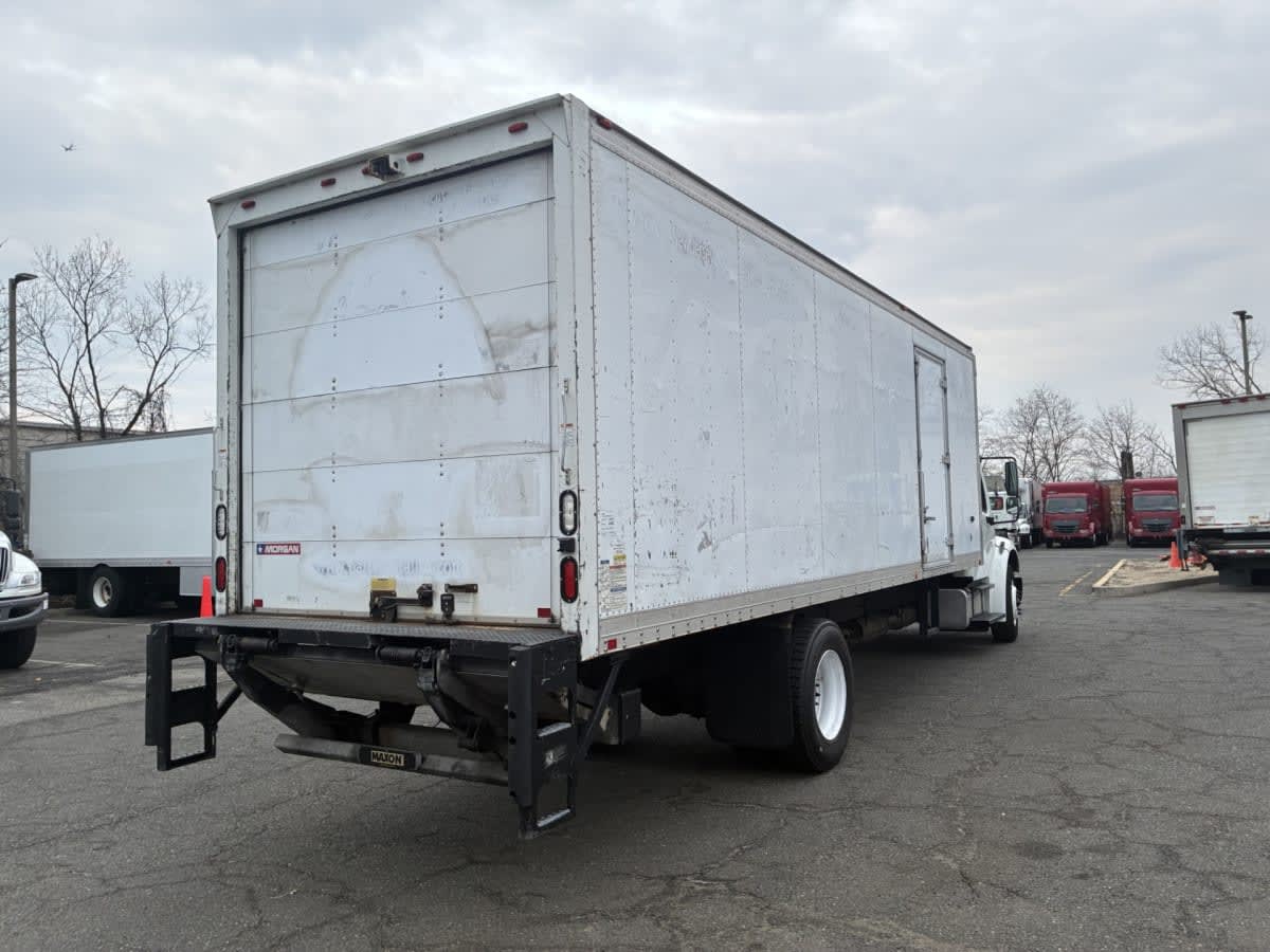 2016 Freightliner M2 106 in Kearny, NJ — photo 4