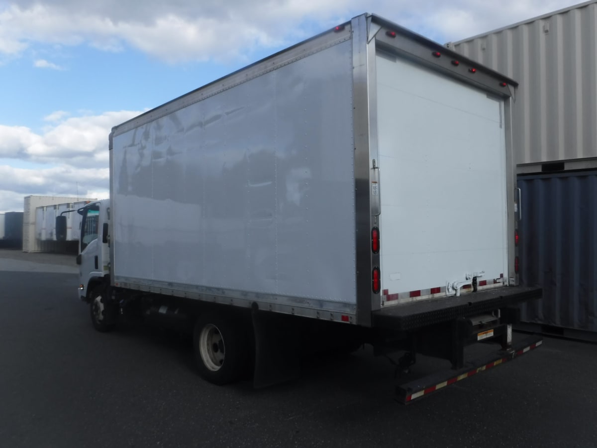 2016 Isuzu NRR in Springfield, MA — photo 8
