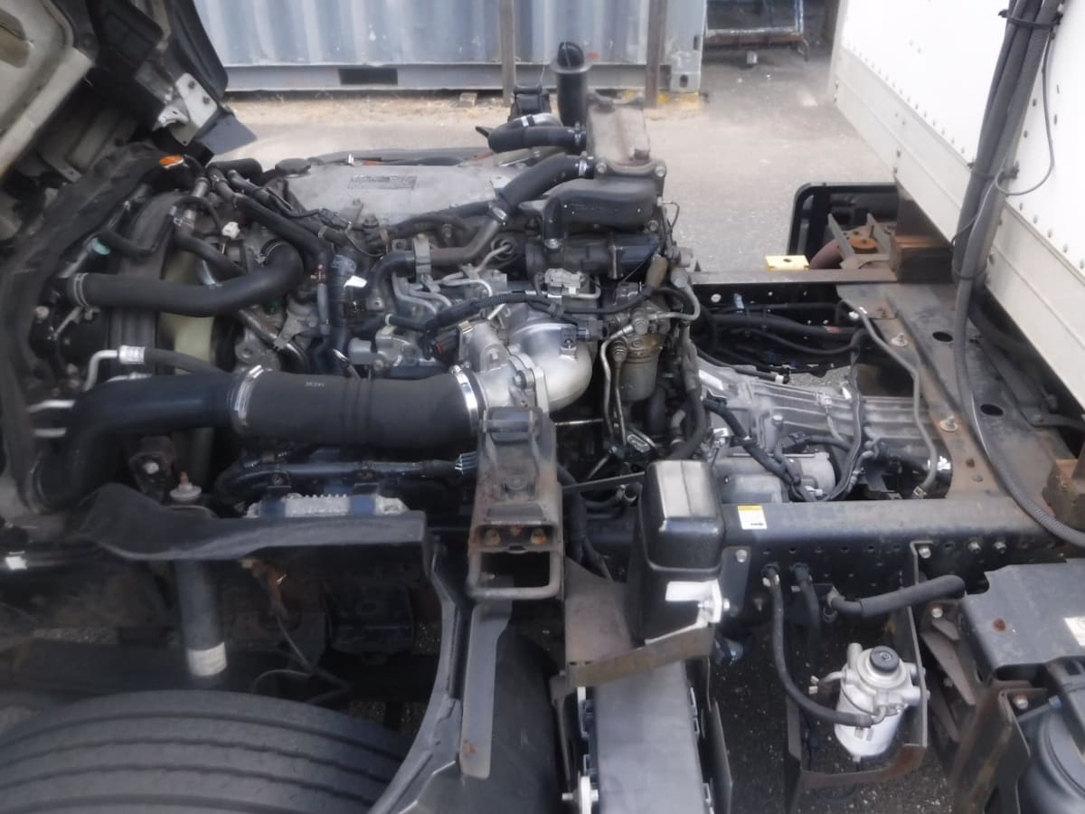 2016 Isuzu NRR in Springfield, MA — photo 10