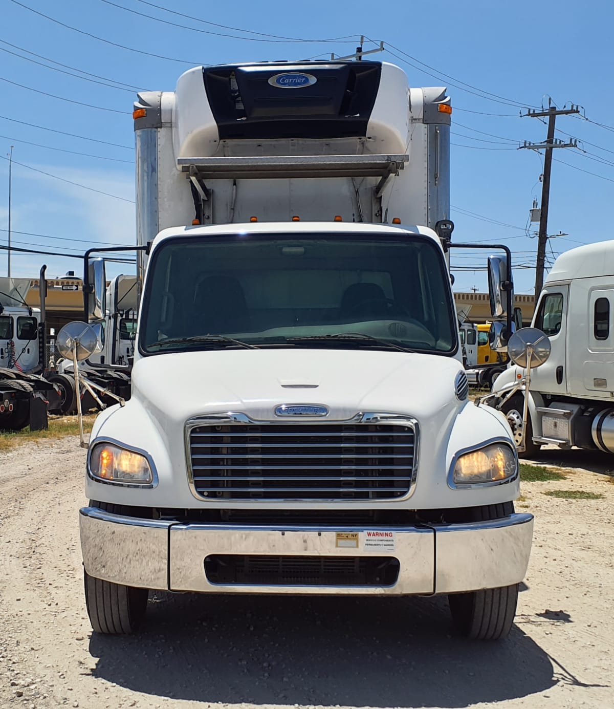 2016 Freightliner M2 106 in Converse, TX — photo 2