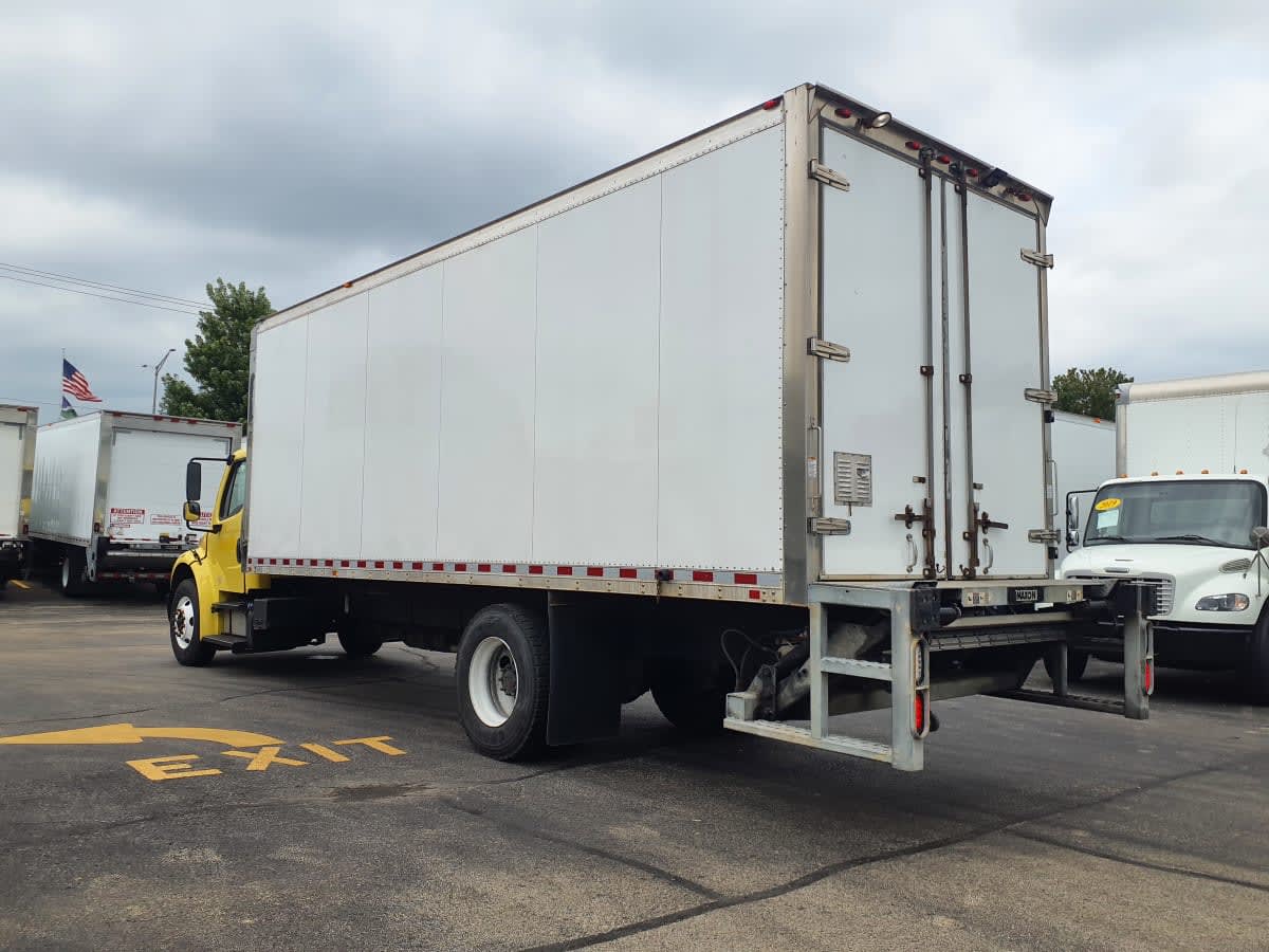2016 Freightliner M2 106 in Bolingbrook, IL — photo 6