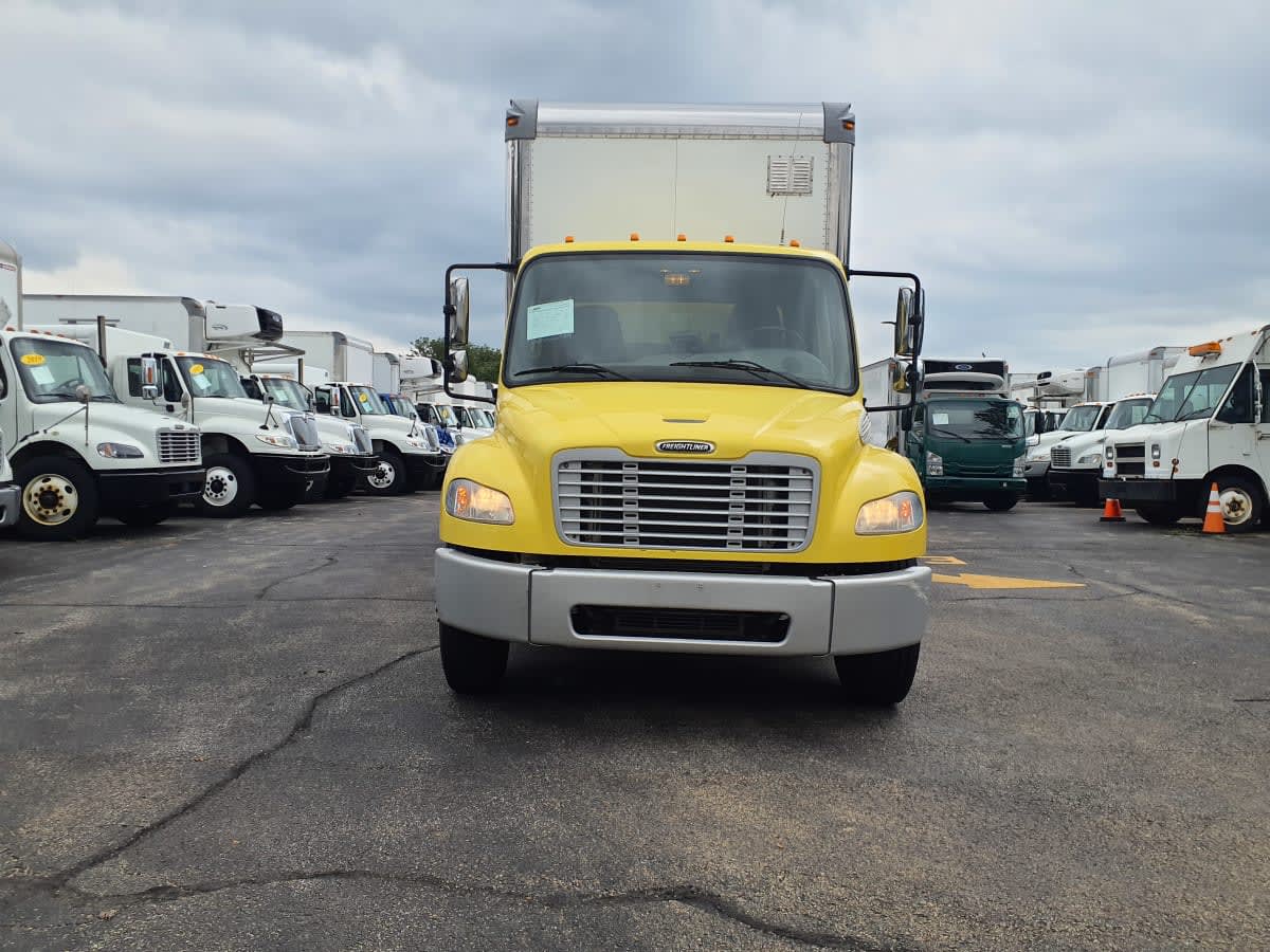 2016 Freightliner M2 106 in Bolingbrook, IL — photo 2