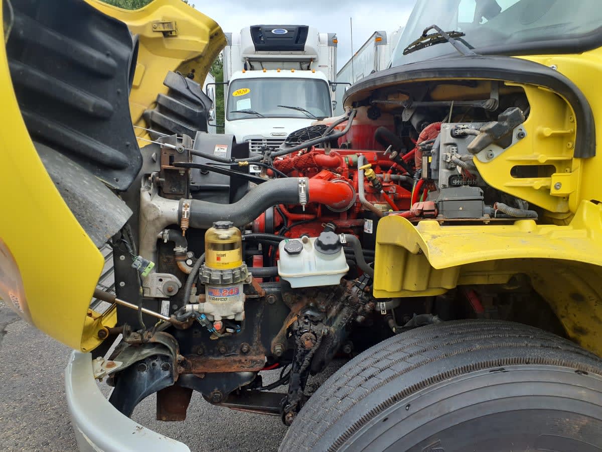 2016 Freightliner M2 106 in Bolingbrook, IL — photo 9