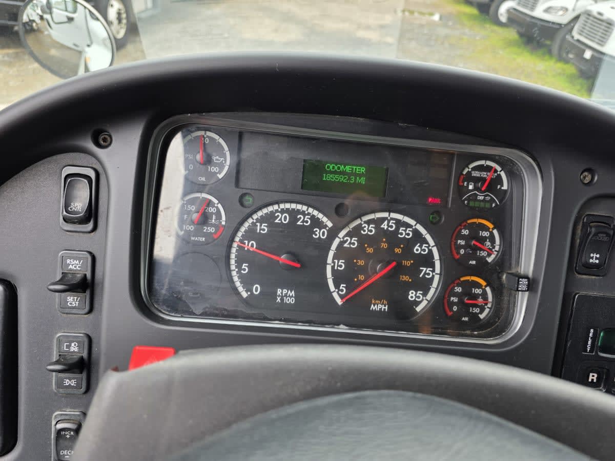 2016 Freightliner M2 106 in Bensalem, PA — photo 14