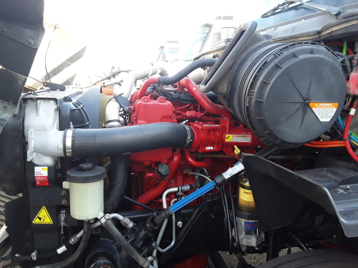 2016 International ProStar in Montebello, CA — photo 8