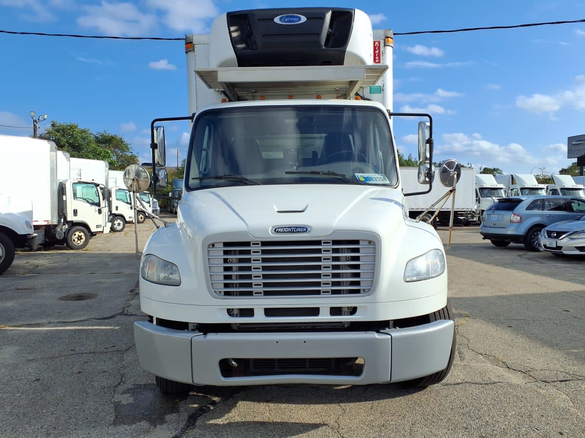 2016 Freightliner M2 106 in Warwick, RI — photo 2