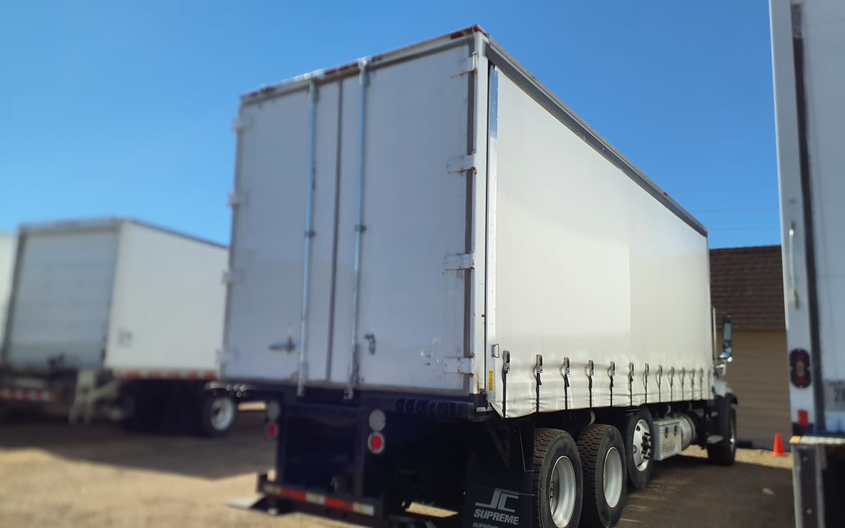 2016 Freightliner 108SD in Commerce City, CO — photo 4