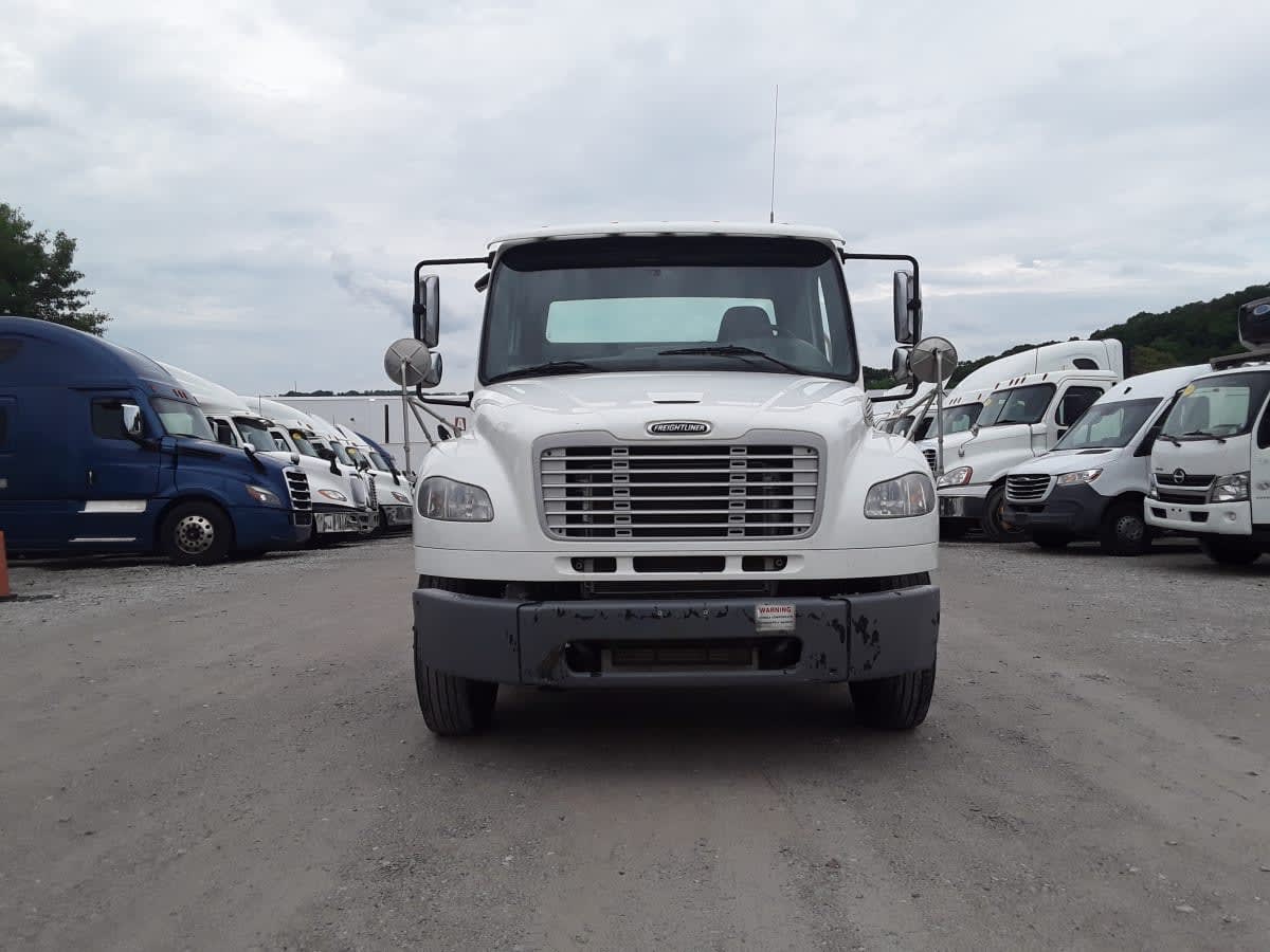 2017 Freightliner M2 106 in Pittsburgh, PA — photo 2