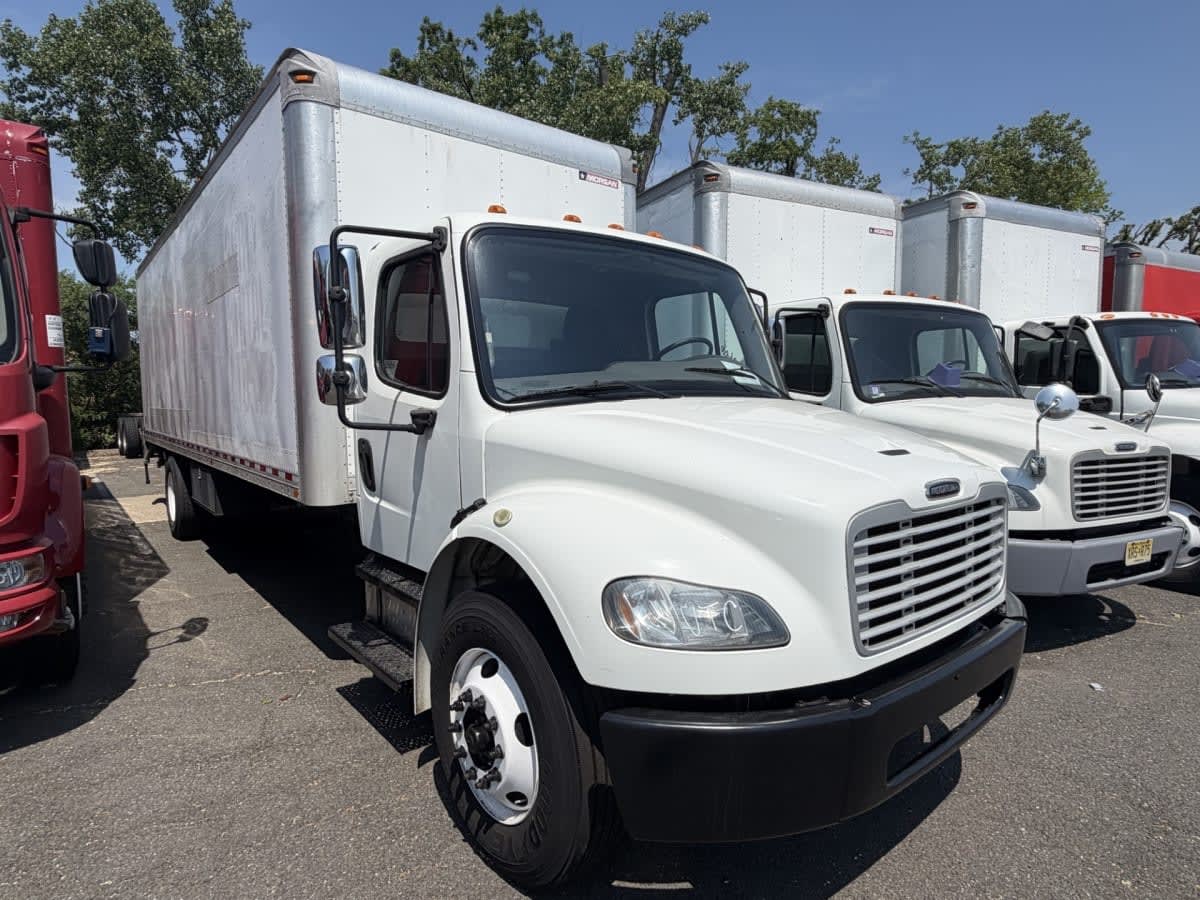 2017 Freightliner M2 106
