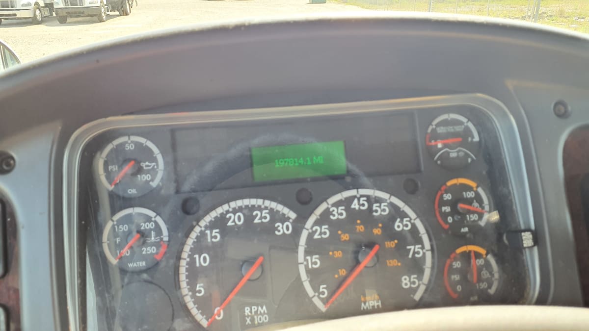2017 Freightliner M2 106 in Birmingham, AL — photo 13
