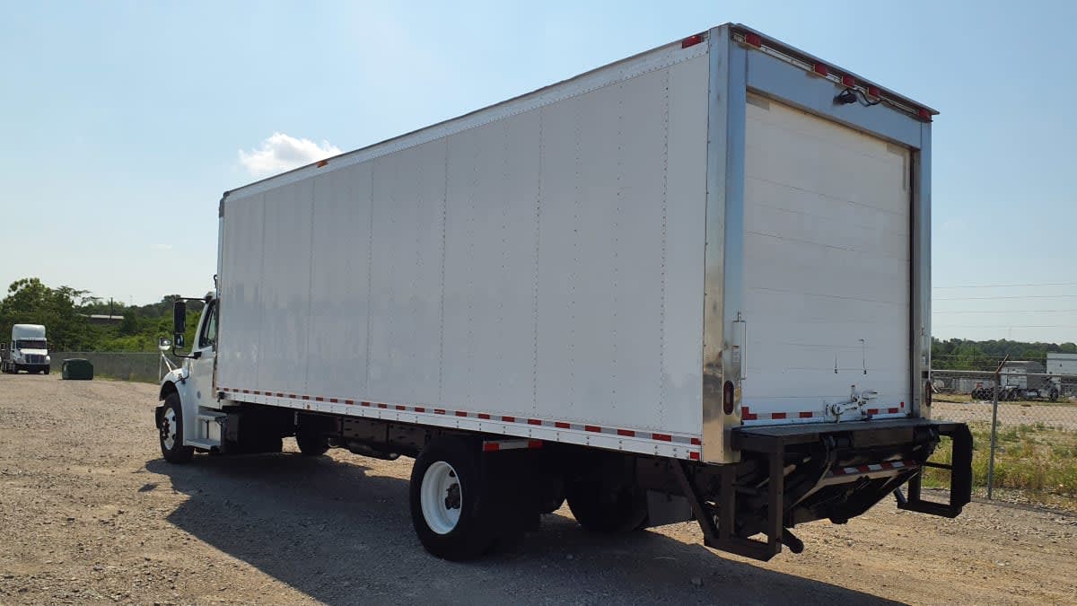 2017 Freightliner M2 106 in Birmingham, AL — photo 6