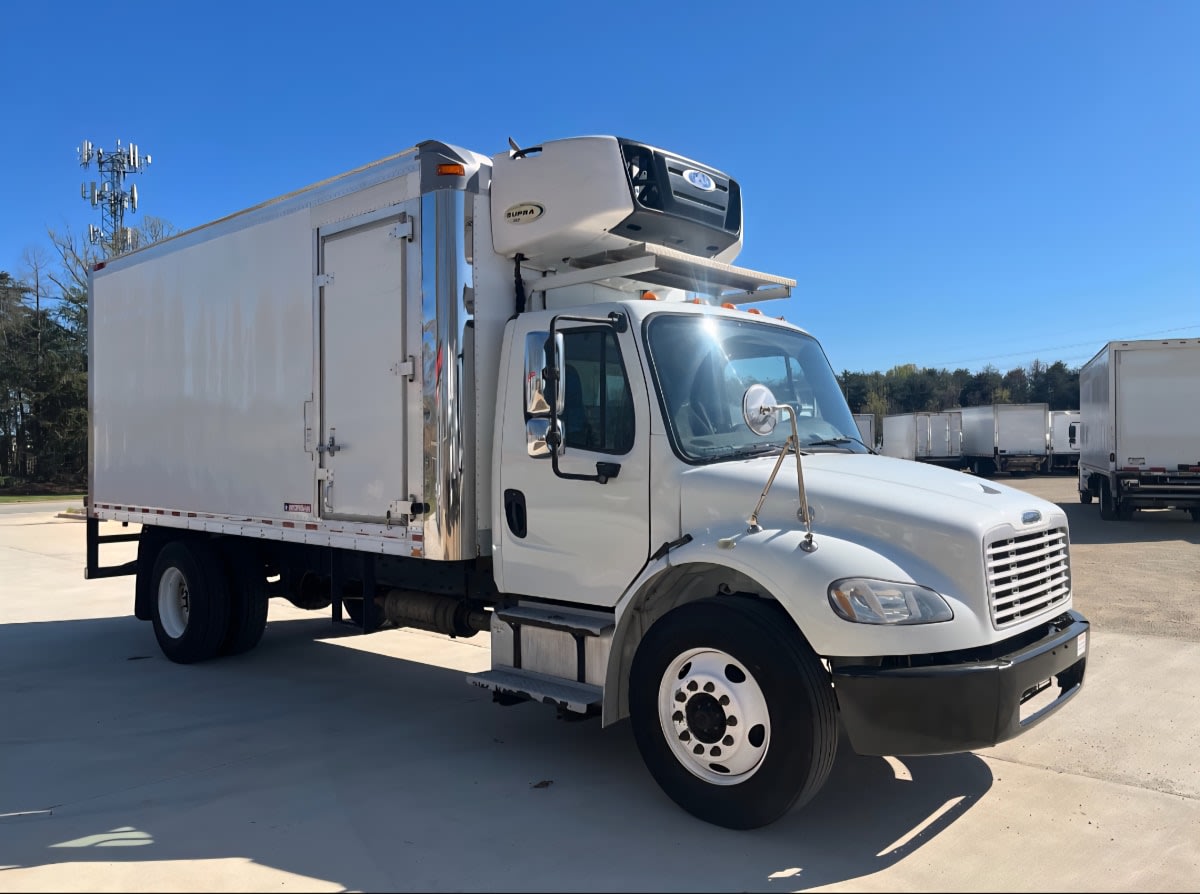 2017 Freightliner M2 106 in Greensboro, NC — photo 3