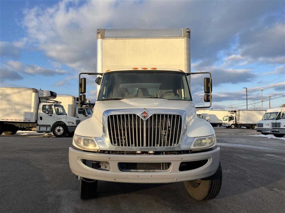 2017 International 4300 in Beltsville, MD — photo 2