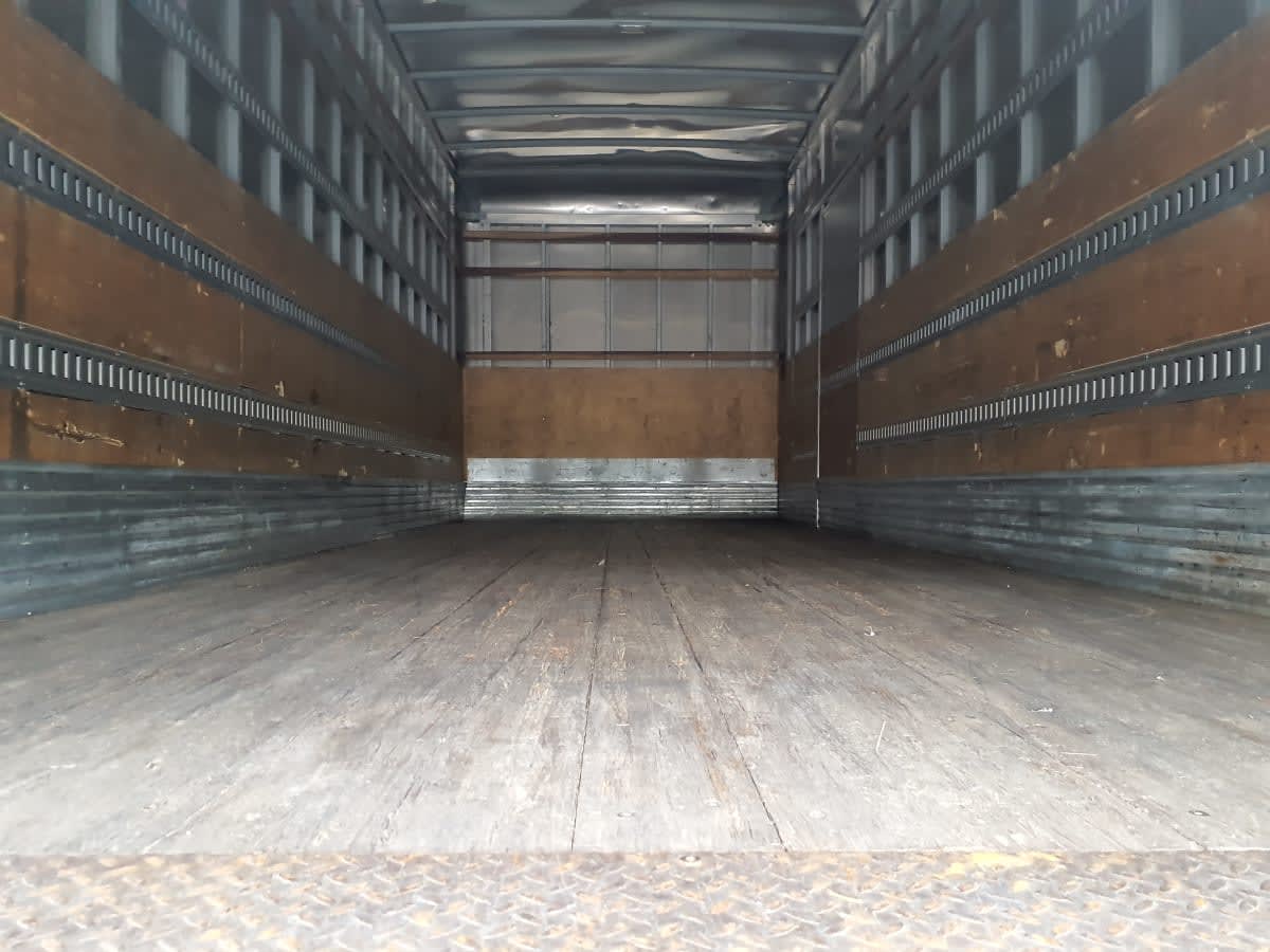 2017 Freightliner M2 106 in Atlanta, GA — photo 8