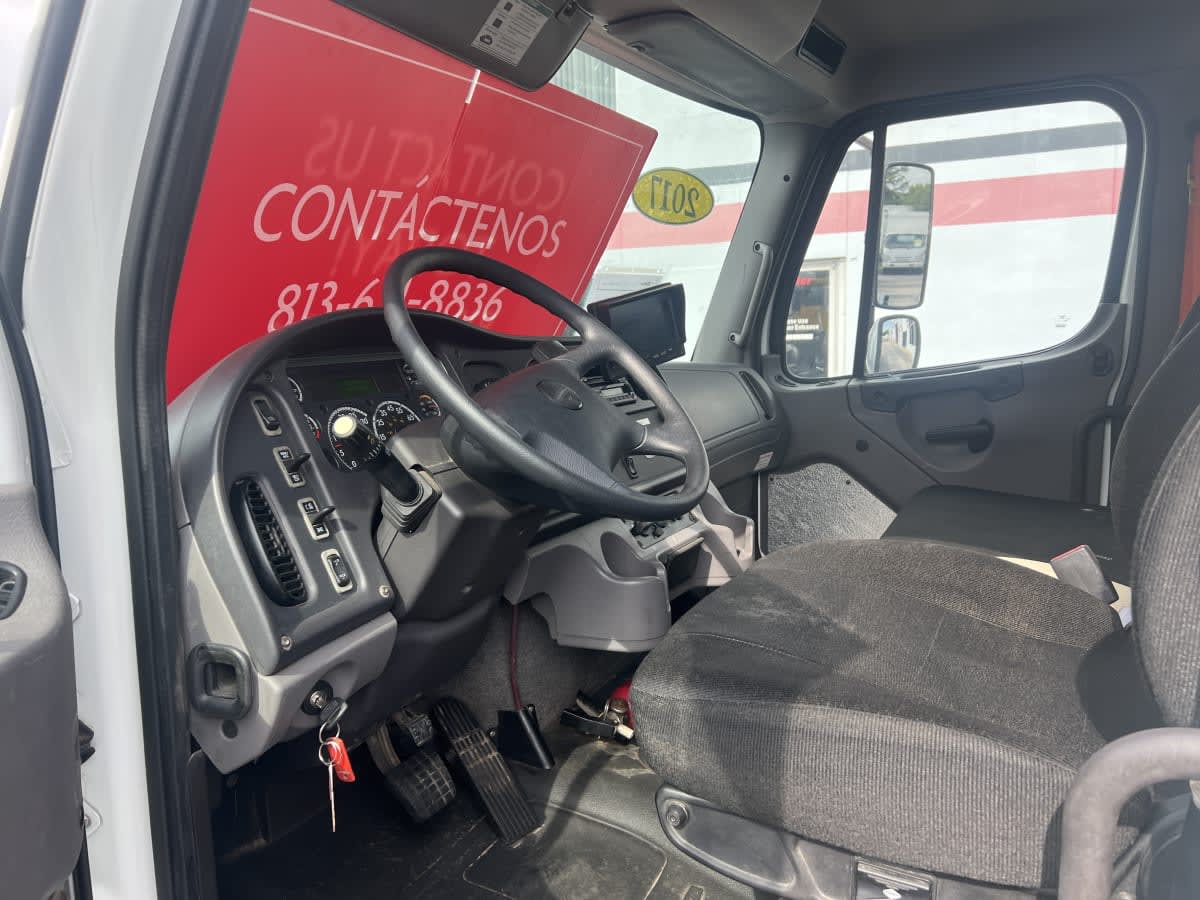 2017 Freightliner M2 106 in Tampa, FL — photo 7