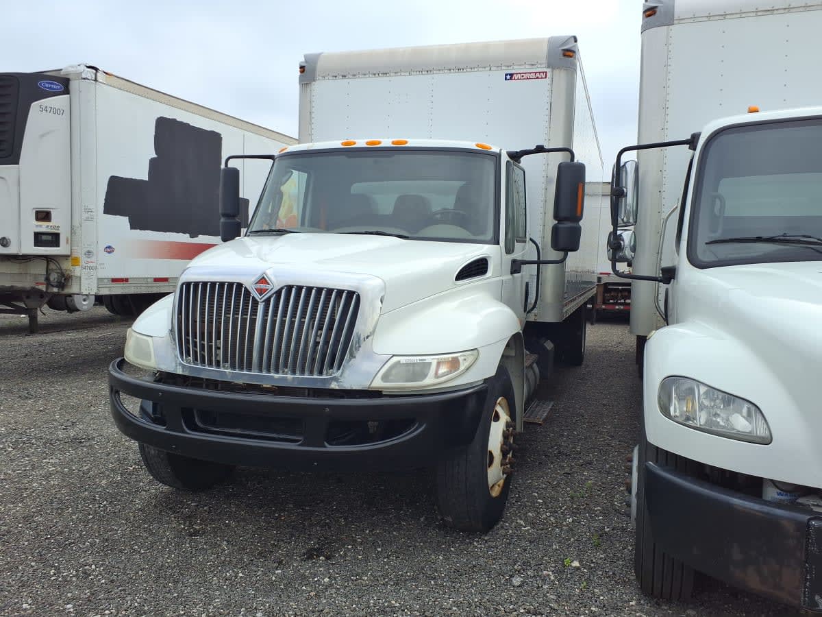 2017 International 4300 in Taylor, MI — photo 3