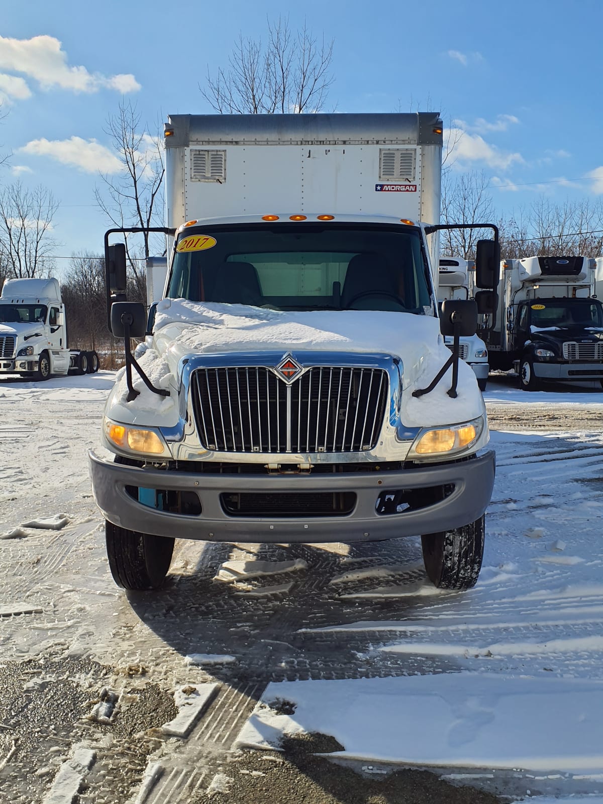 2017 International 4300 in Indianapolis, IN — photo 2