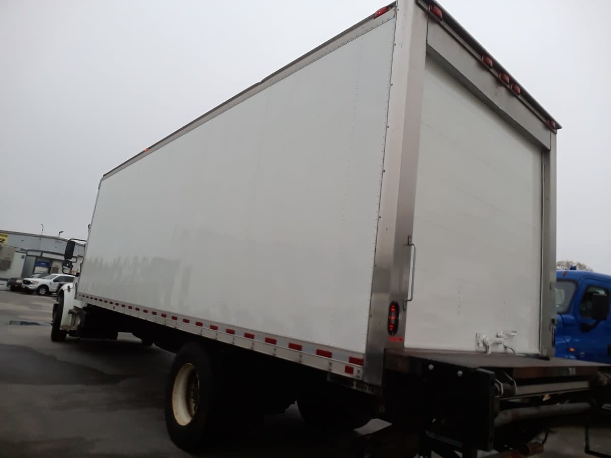 2017 Freightliner M2 106 in Salisbury, MA — photo 6