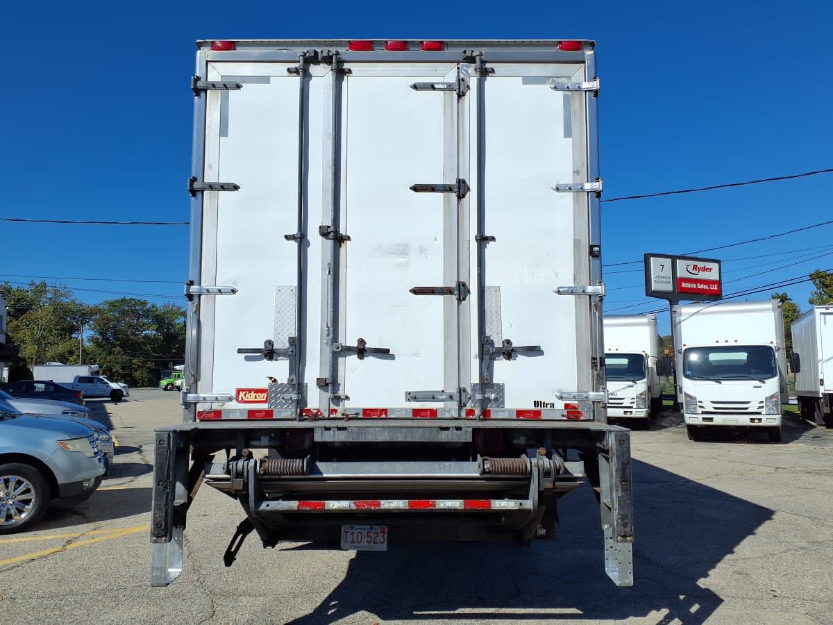 2017 Freightliner M2 106 in Warwick, RI — photo 5