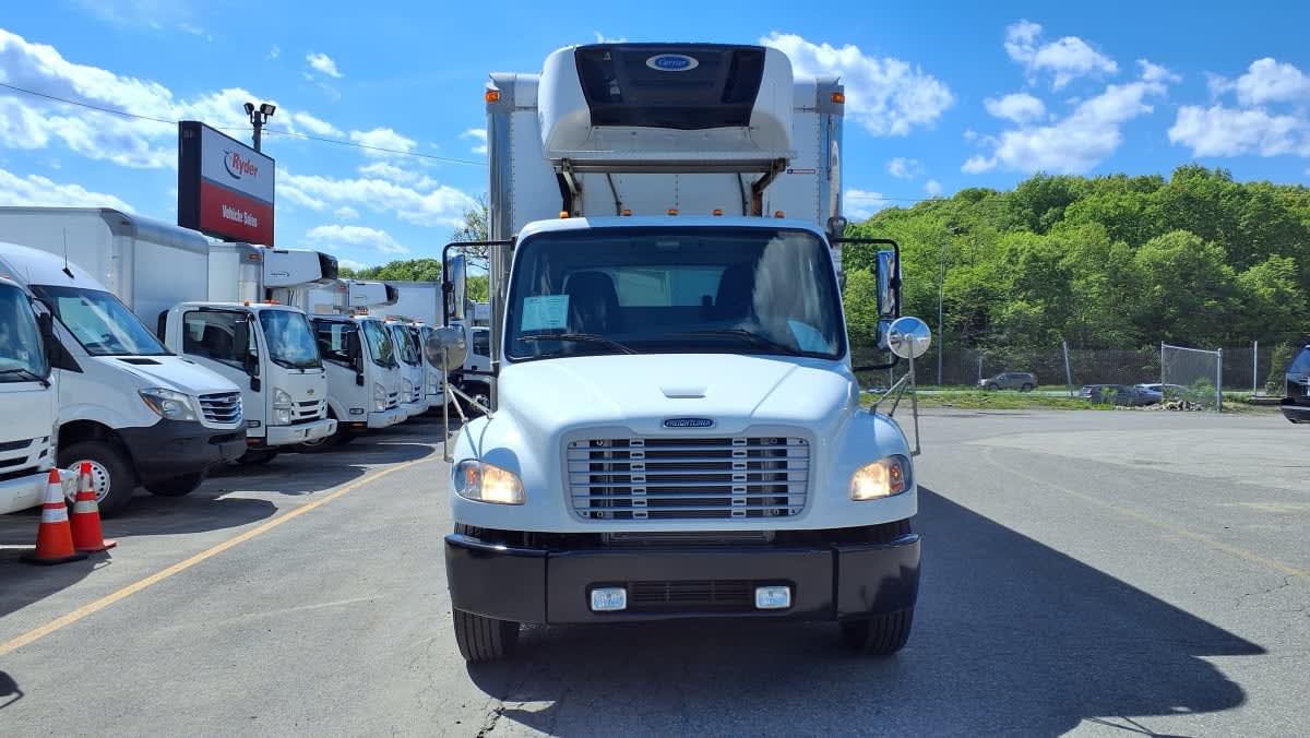 2017 Freightliner M2 106 in Salisbury, MA — photo 2