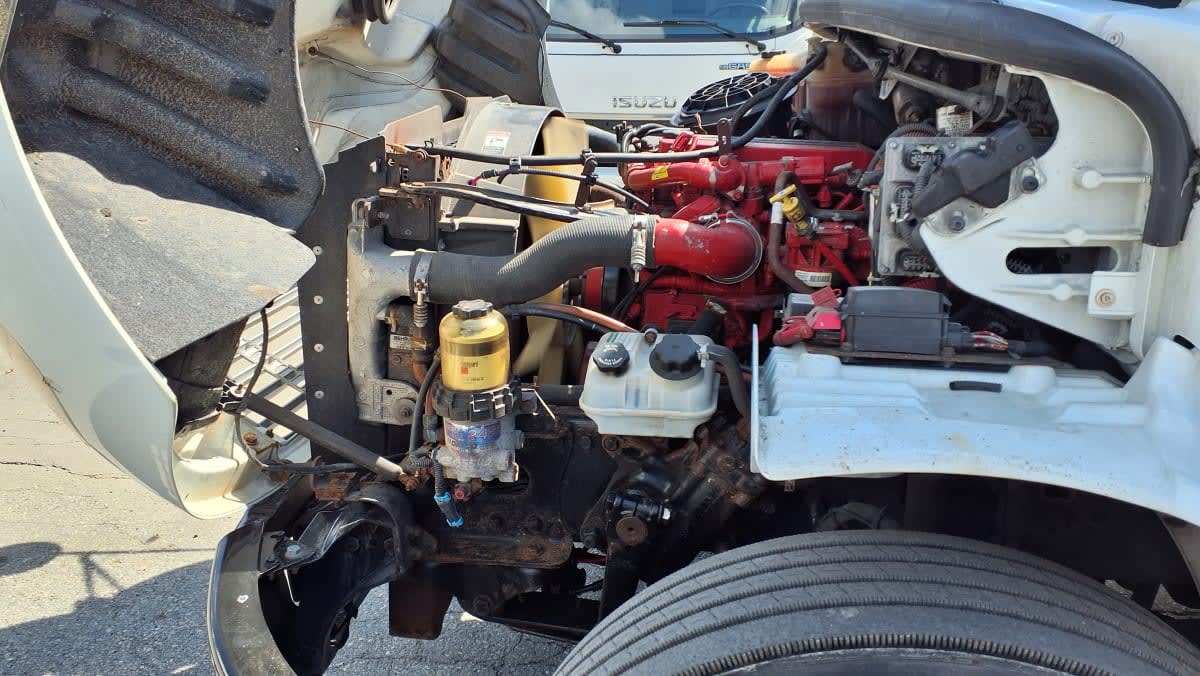 2017 Freightliner M2 106 in Salisbury, MA — photo 10