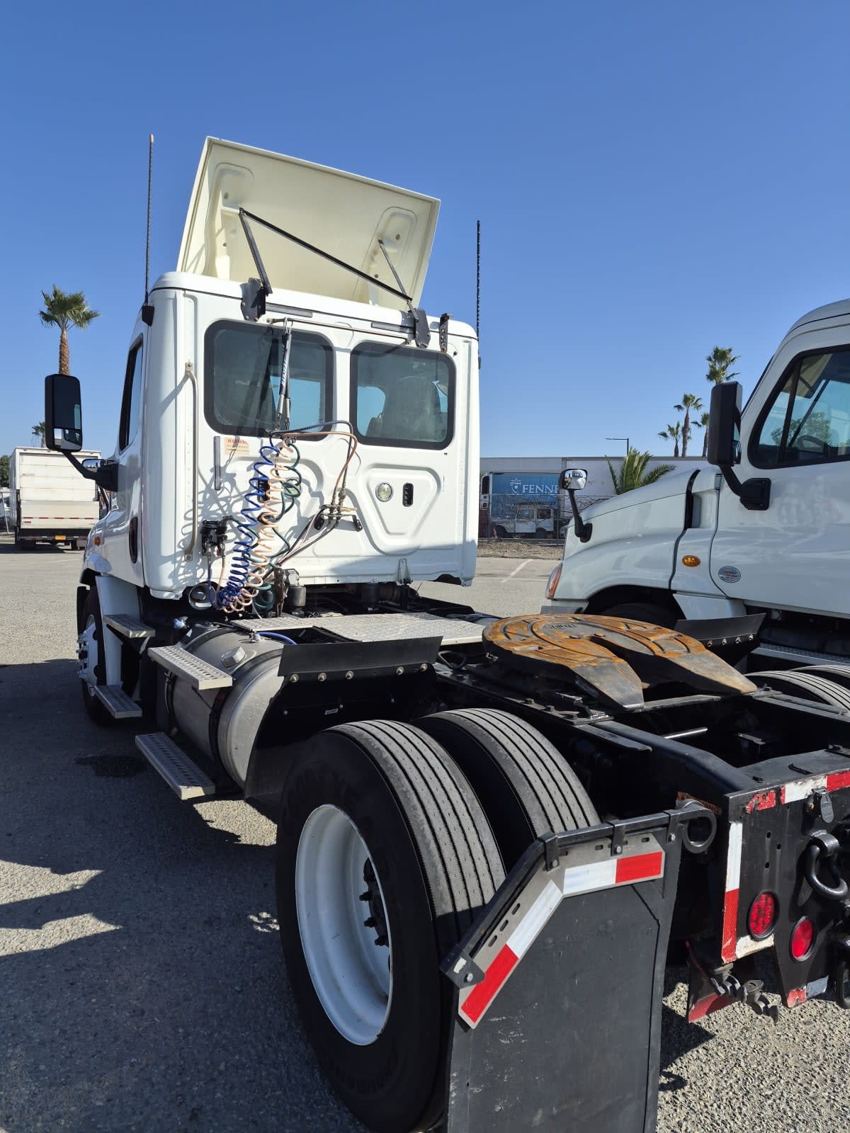 2018 Freightliner Cascadia in San Diego, CA — photo 6