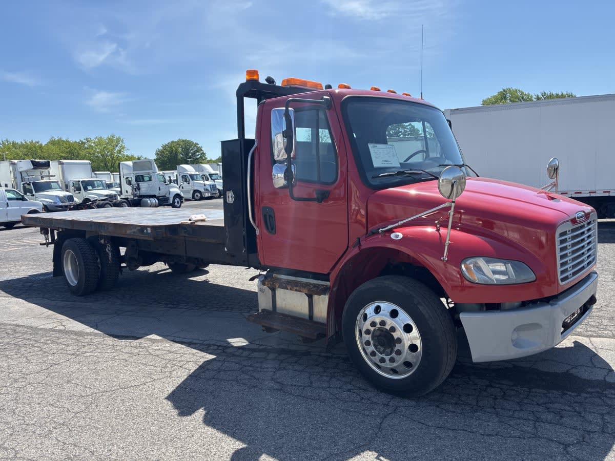2018 Freightliner M2 106 in Syracuse, NY — photo 3