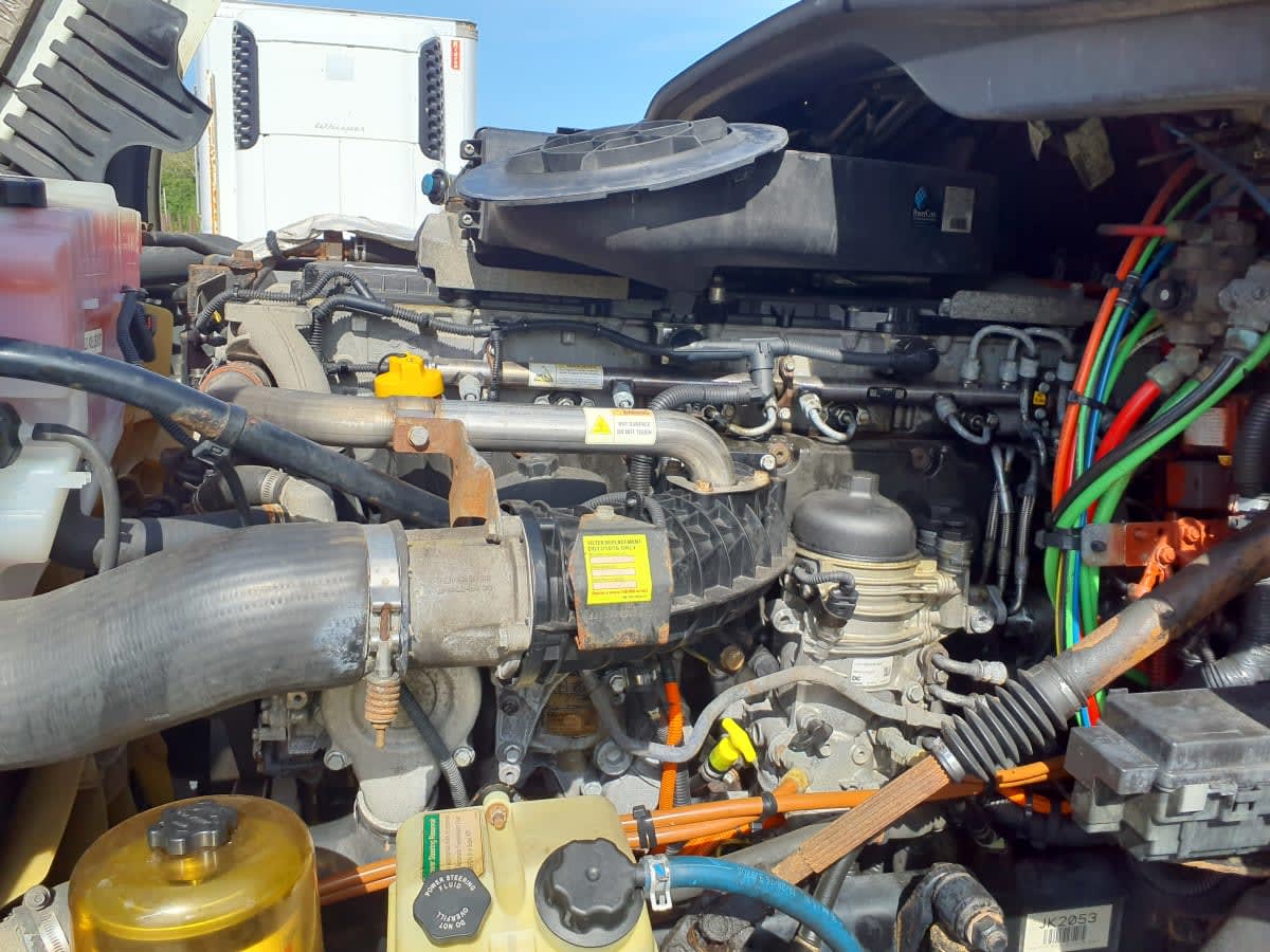 2018 Freightliner Cascadia in Wayland, MI — photo 9