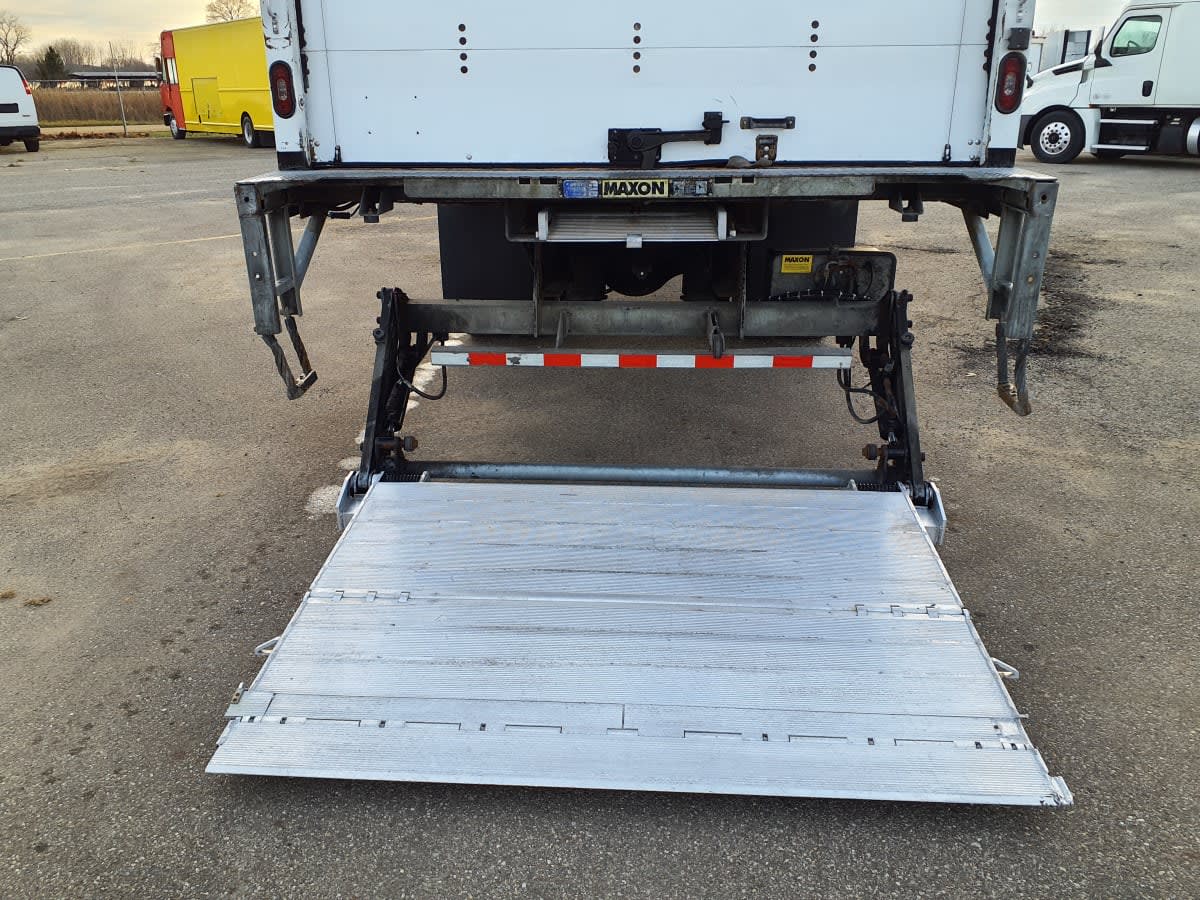 2018 International 4300 in Wayland, MI — photo 11