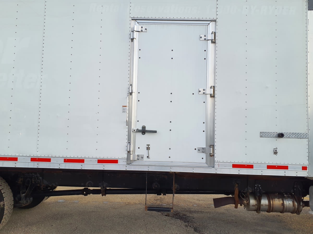 2018 International 4300 in Wayland, MI — photo 15