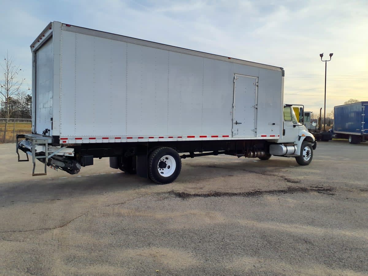 2018 International 4300 in Wayland, MI — photo 4
