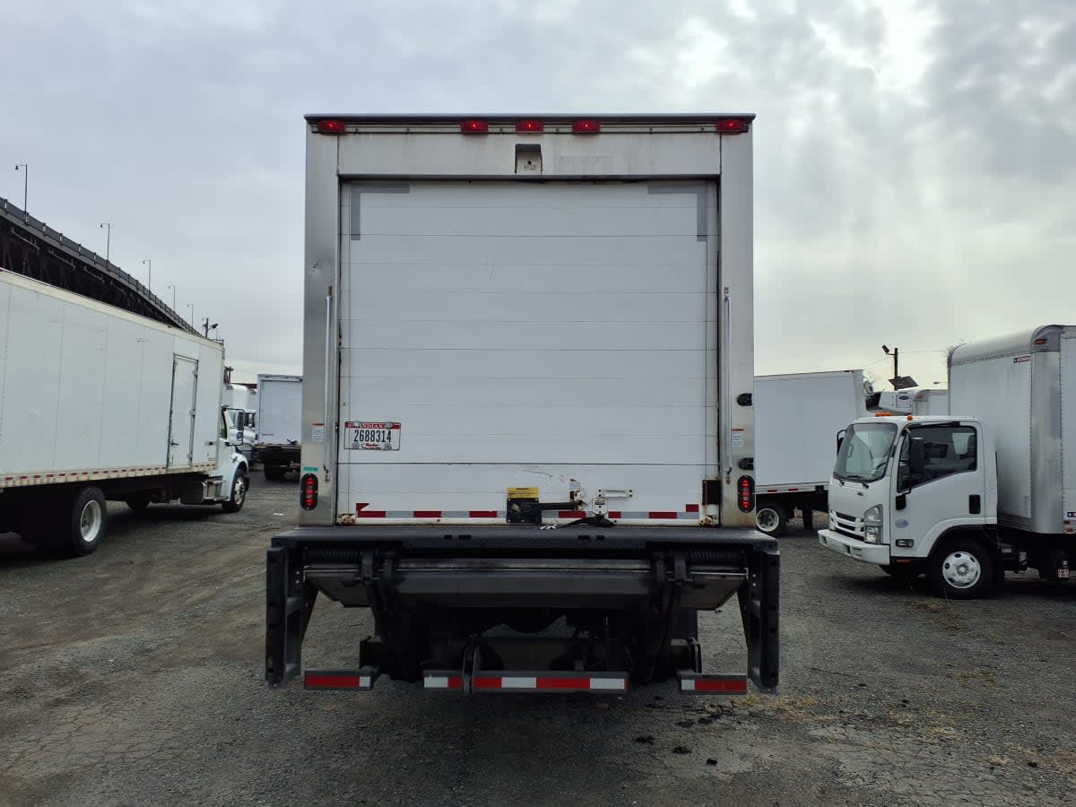 2018 Freightliner M2 106 in Kearny, NJ — photo 5