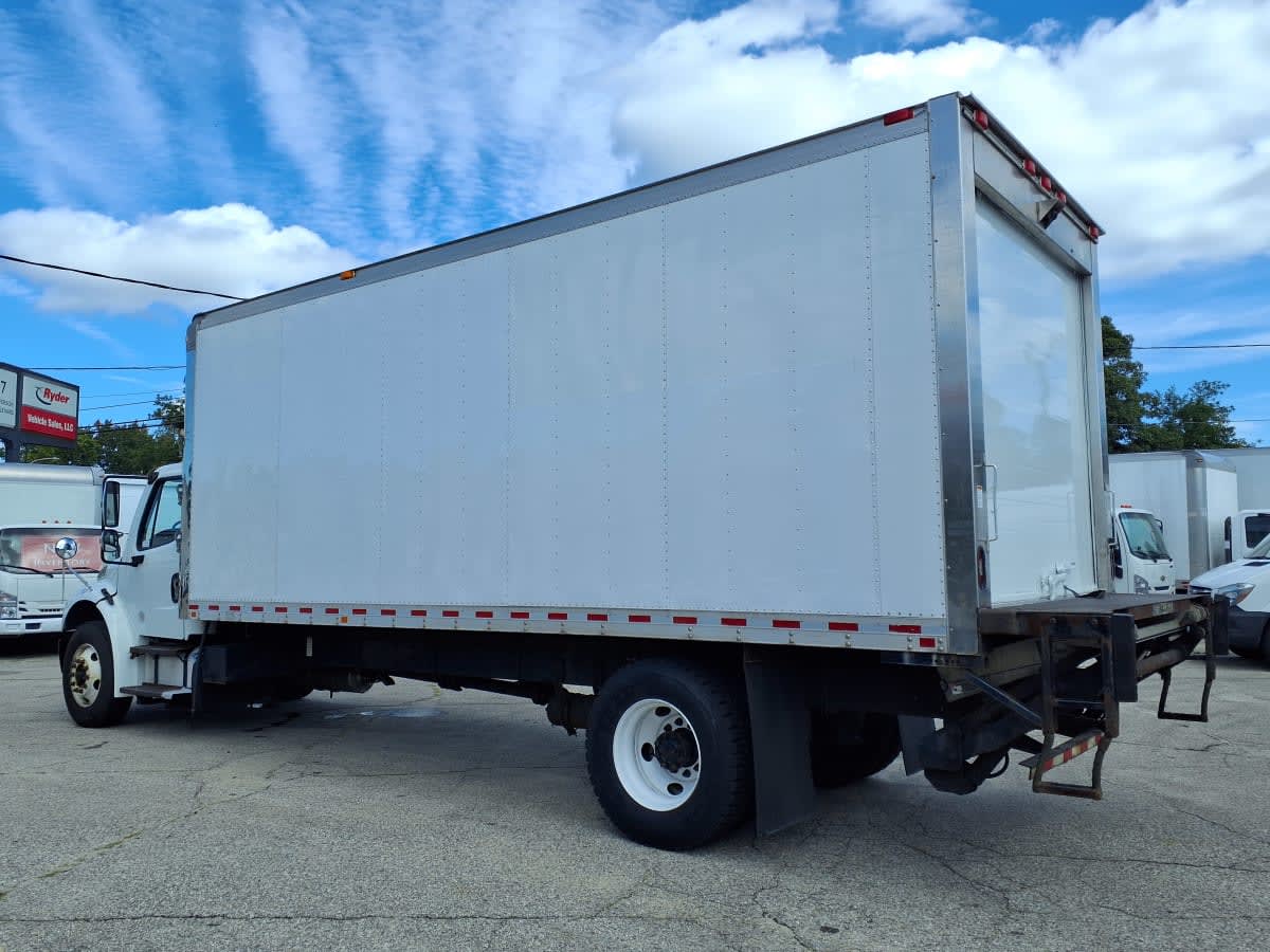 2018 Freightliner M2 106 in Warwick, RI — photo 6