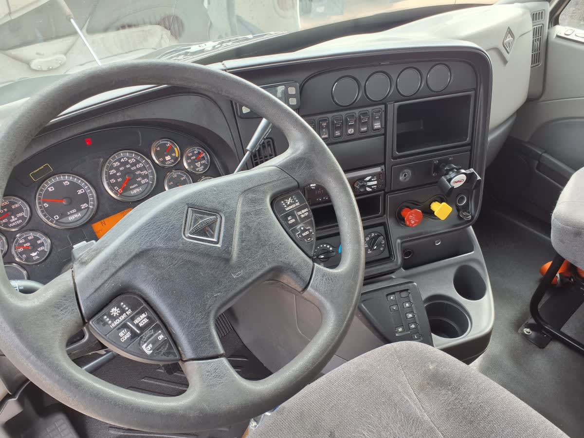 2018 International ProStar in Miami, FL — photo 7
