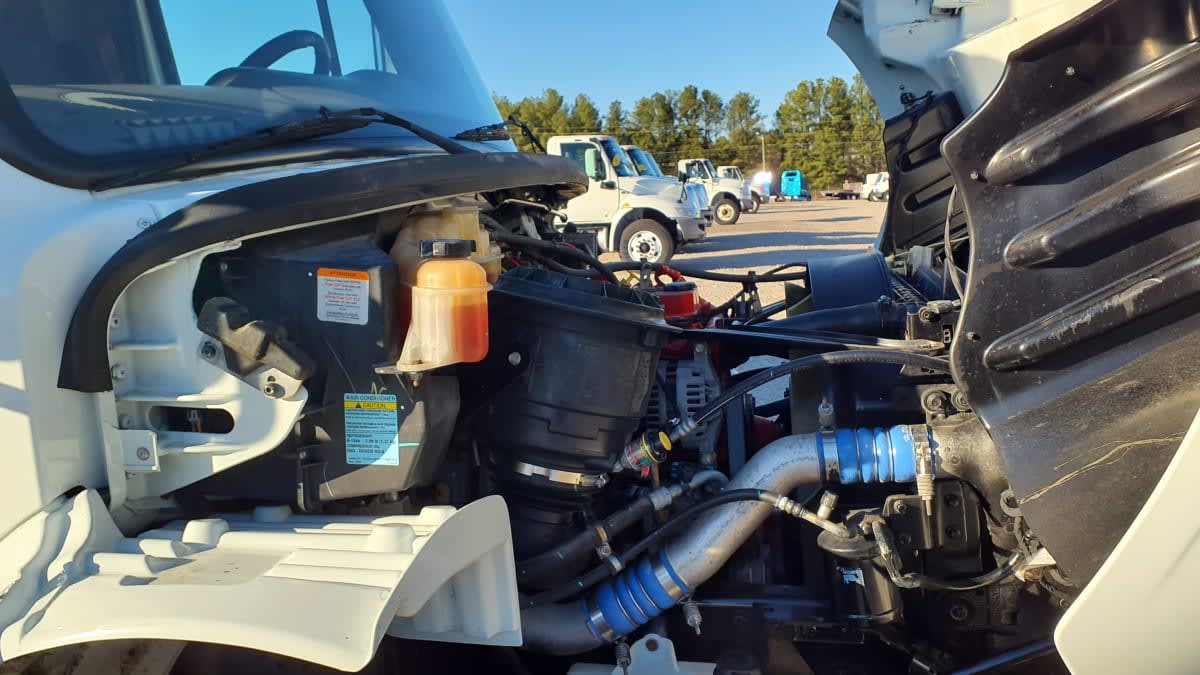 2018 Freightliner M2 106 in Birmingham, AL — photo 10