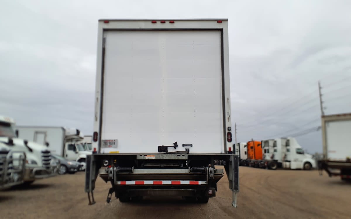 2018 Freightliner M2 106 in Commerce City, CO — photo 5