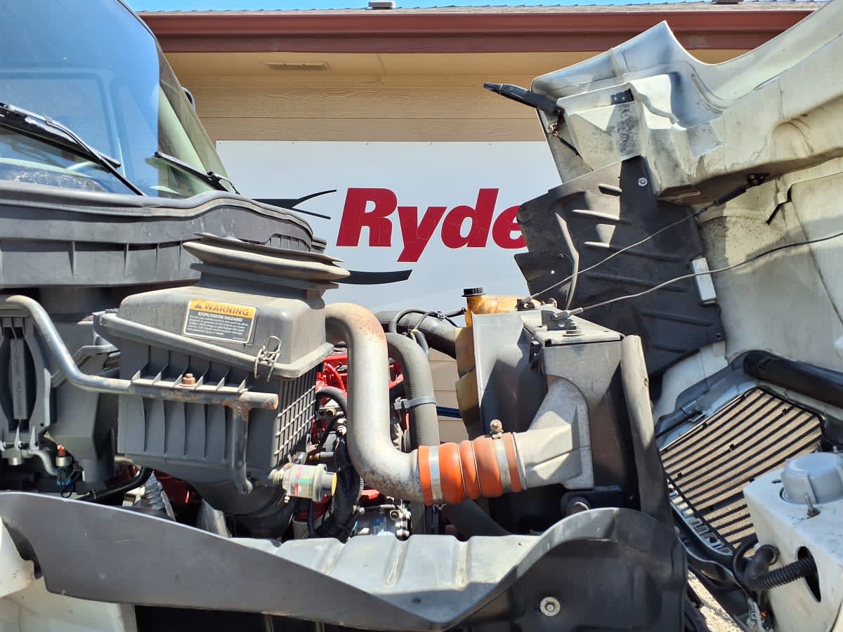 2018 International 4300 in Commerce City, CO — photo 15