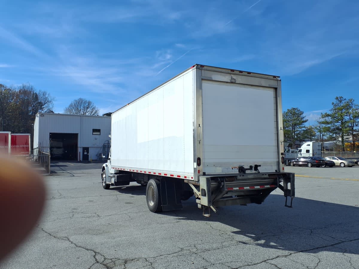 2018 Freightliner M2 106 in Doraville, GA — photo 6