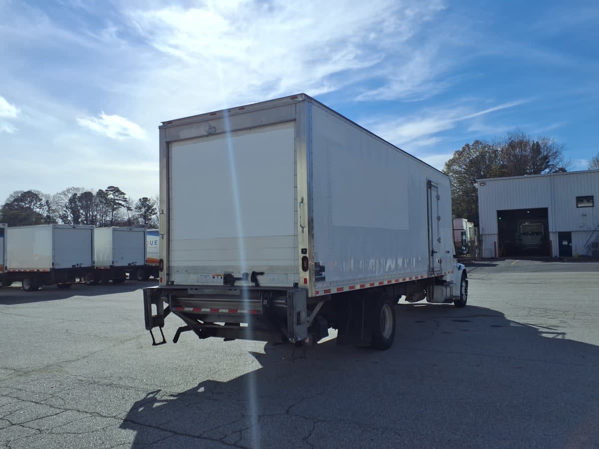2018 Freightliner M2 106 in Doraville, GA — photo 4