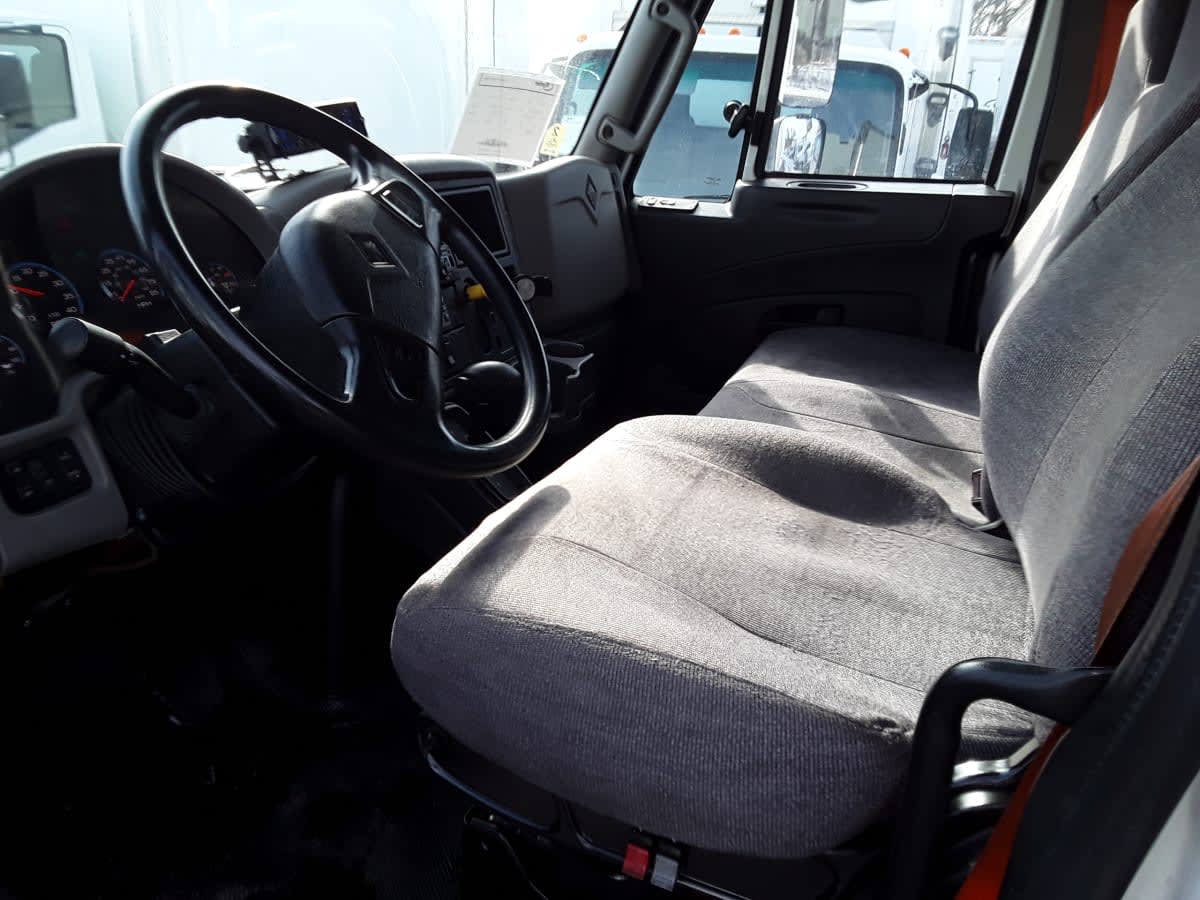 2018 International 4300 in Salisbury, MA — photo 8