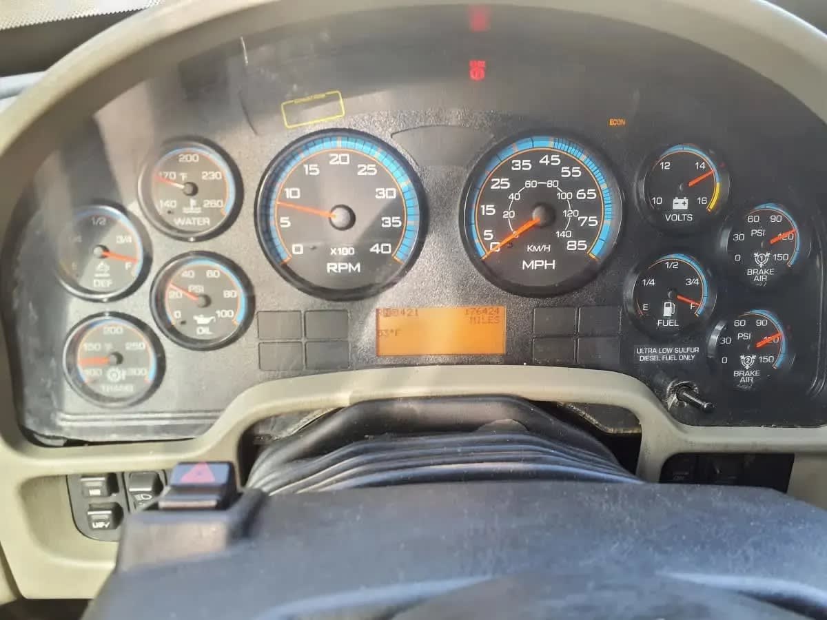 2018 International 4300 in Springfield, MA — photo 11