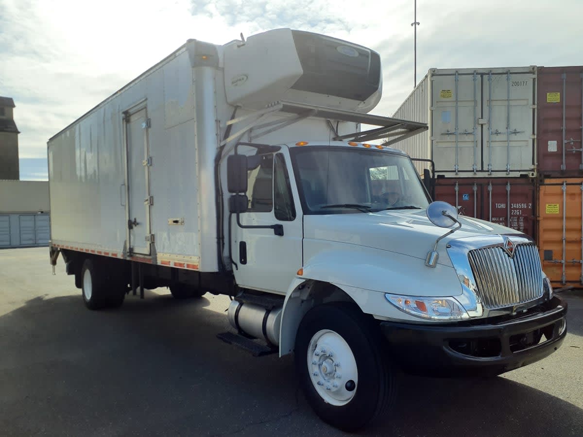 2018 International 4300 in Springfield, MA — photo 3