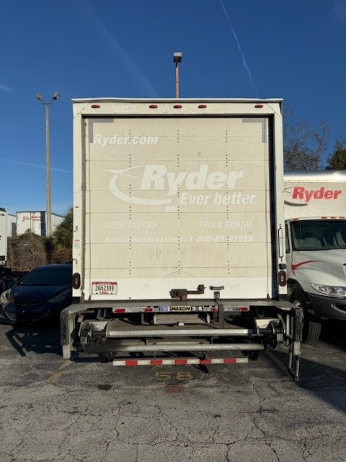 2018 Freightliner M2 106 in Jacksonville, FL — photo 4