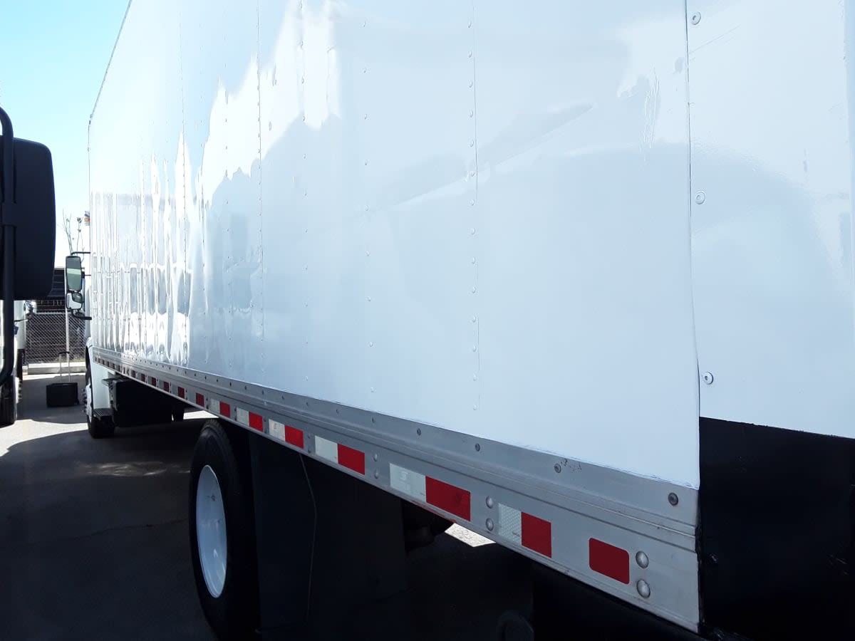 2018 Freightliner M2 106 in Montebello, CA — photo 13