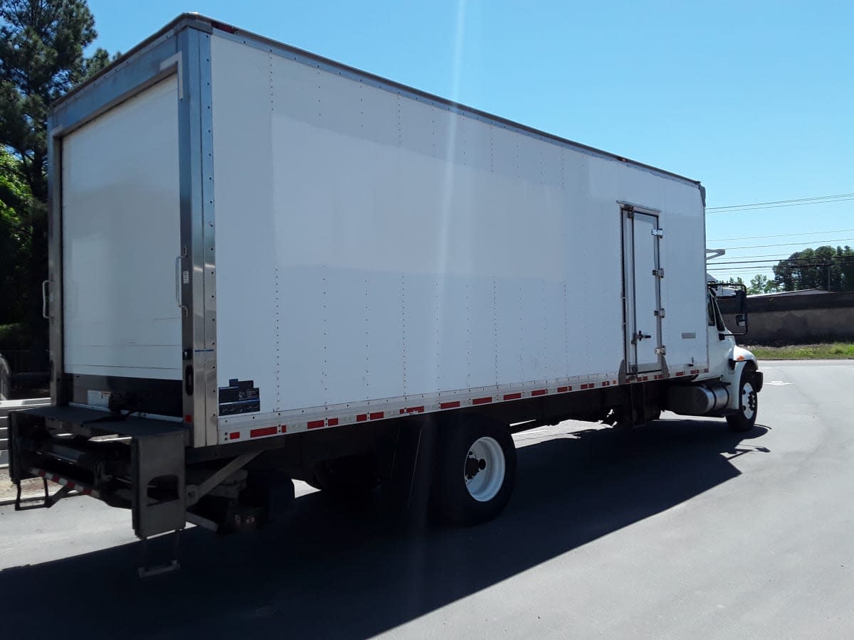 2018 International 4300 in Charlotte, NC — photo 4