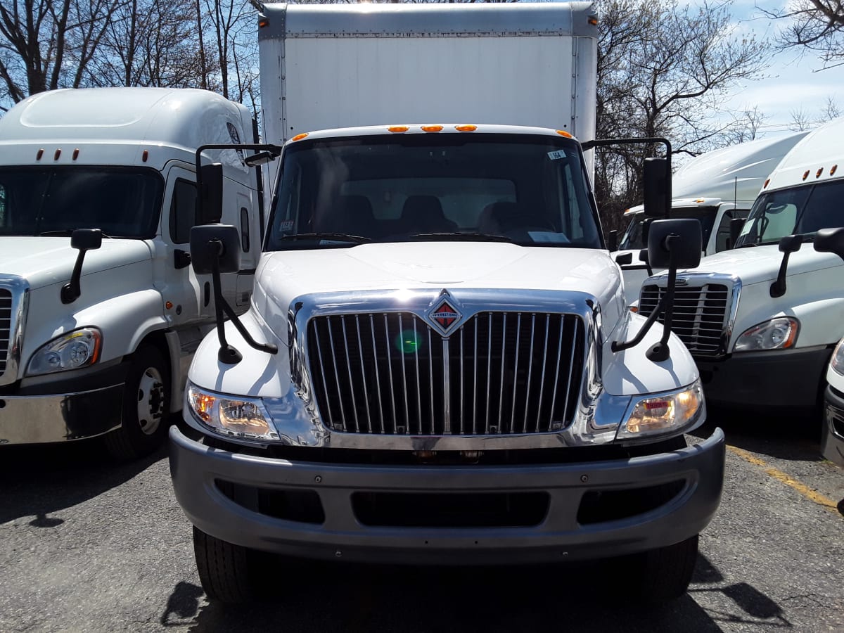 2018 International 4300 in Salisbury, MA — photo 2