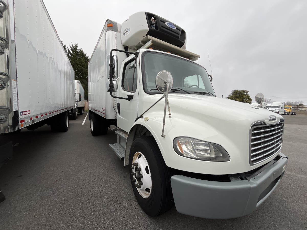 2018 Freightliner M2 106 in Beltsville, MD — photo 3