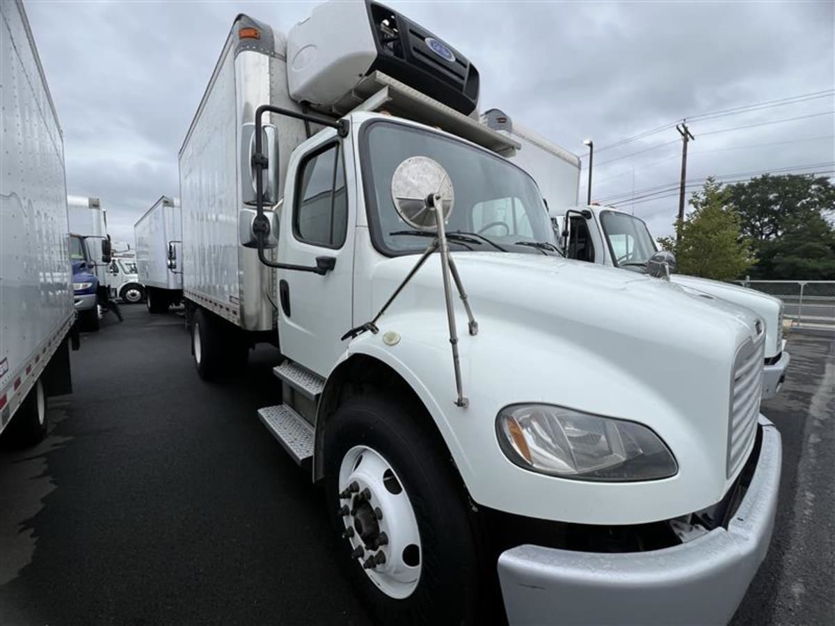 2018 Freightliner M2 106 in Beltsville, MD — photo 3